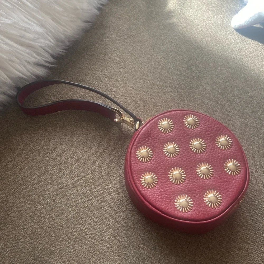 Pouch - Picture 2 of 9